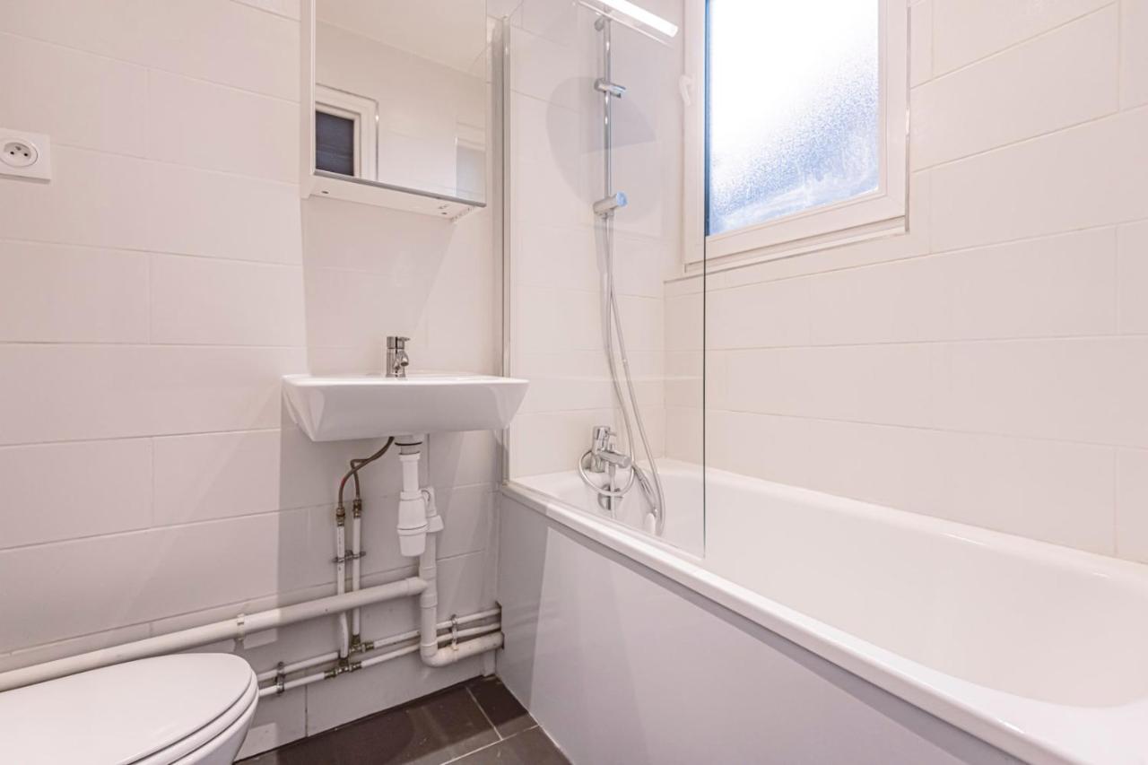 Apartment Le Jardinet, Face A La Cathedrale, Baignoire - Rdc Reims